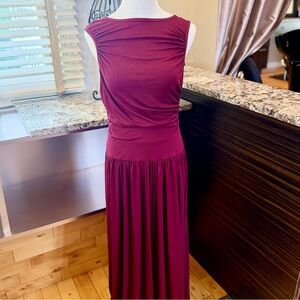 HALARA Sleeveless Wine Maxi Dress